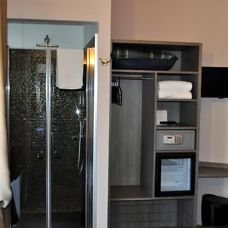 מלון San Marco ואסטו